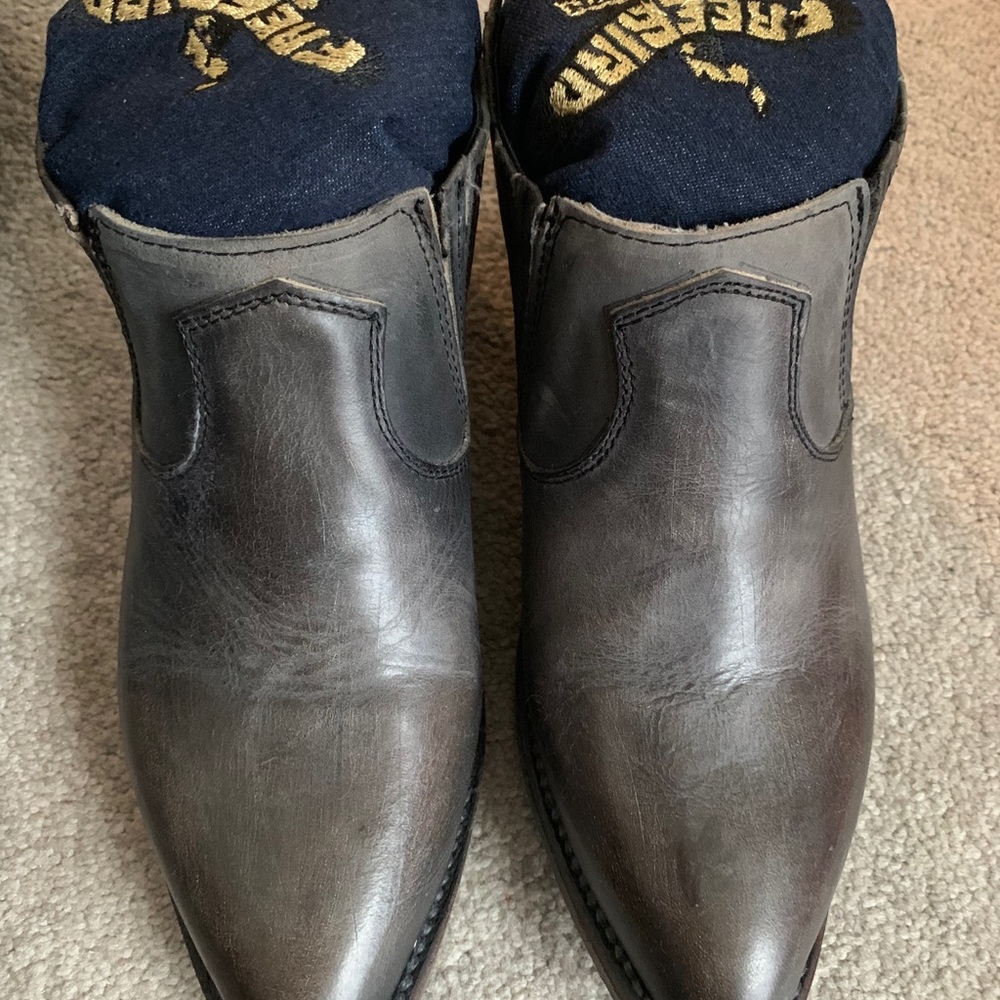 Freebird Opal Black Leather Booties Size 7